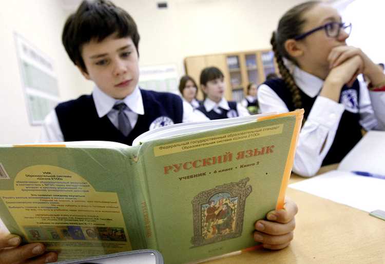 Контексты, в которых используется антоним