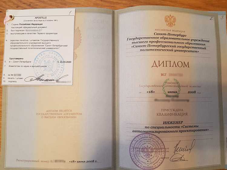 Использование керамических изделий в художественном контексте